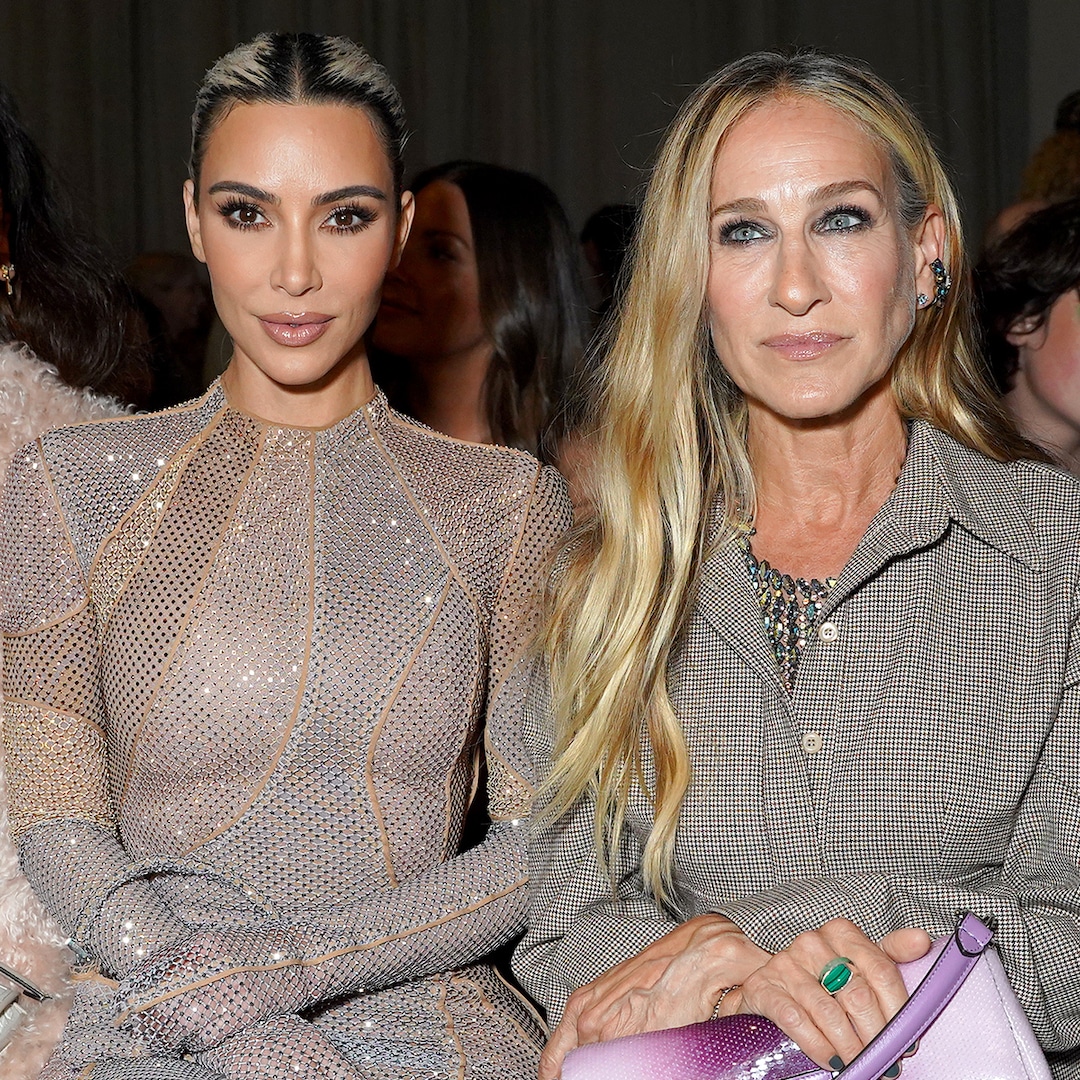 Kim Kardashian Sits With Sarah Jessica Parker at Fendi Vogue Present Kim Kardashian Sits With Sarah Jessica Parker at Fendi Vogue Present